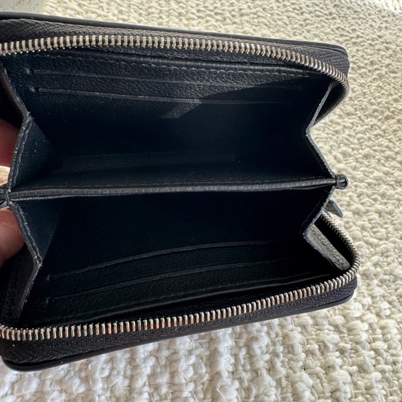 Authentic Louis Vuitton Lockme Zippy Coin Purse Wallet Taurillon Leather Black - Picture 6 of 10